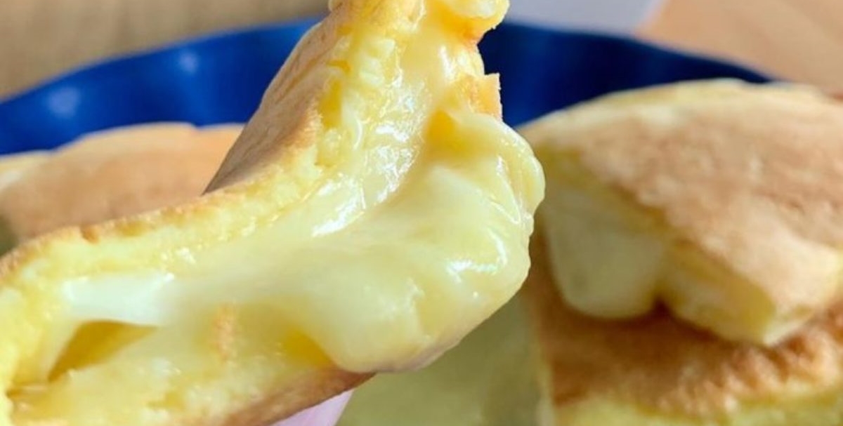 Pão de queijo na frigideira simples