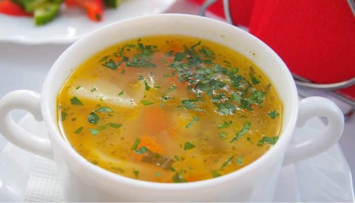 Sopa de Frango com Legumes