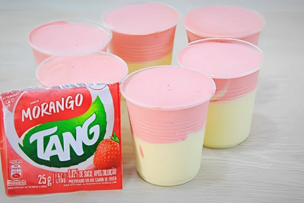 Sobremesa com suco Tang de 2 ingredientes