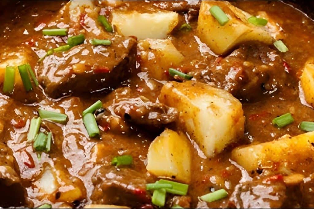 Carne de panela com batata na panela de pressão