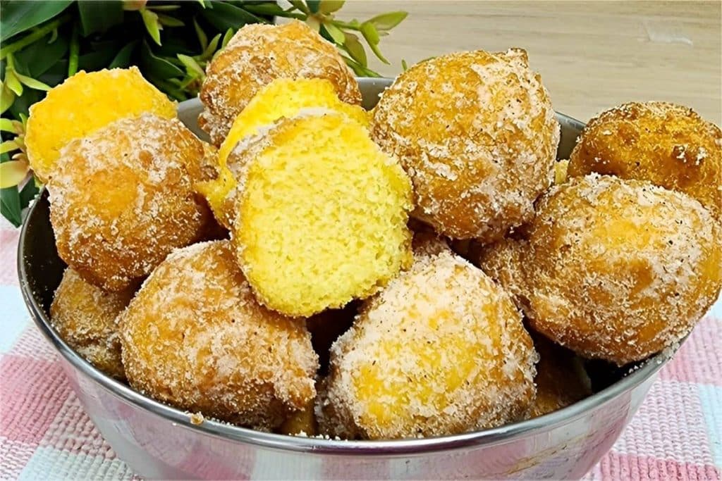 Bolinho de chuva de Fubá