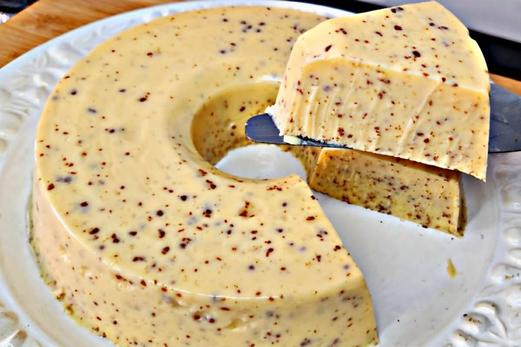 Sobremesa de Maracujá cremosa com raspas de chocolate