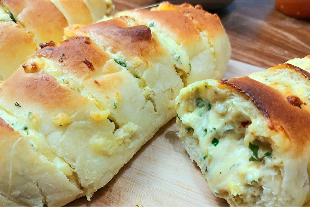 Pão de Alho caseiro com queijo