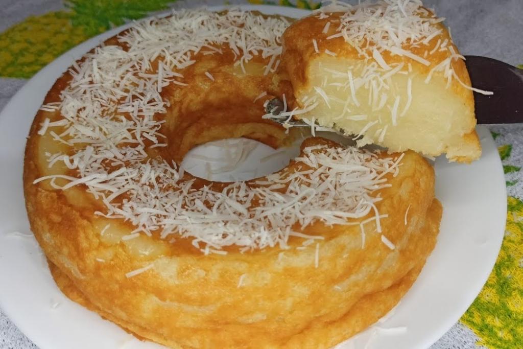 Bolo de Aipim e coco no liquidificador