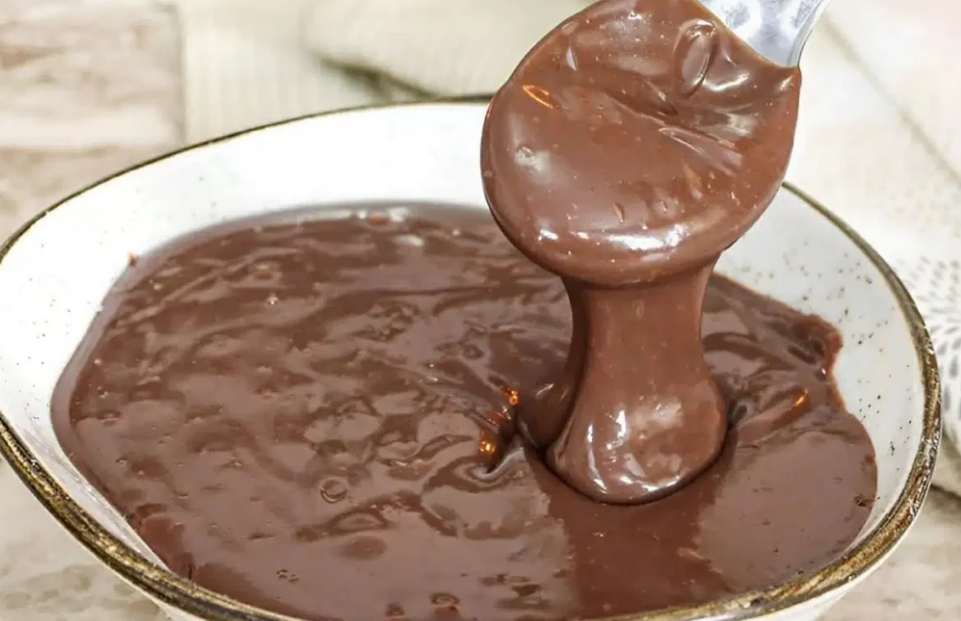 Brigadeiro simples de colher