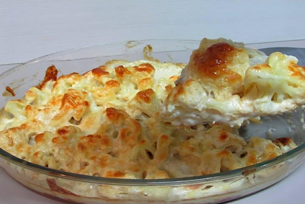 Couve-flor gratinada com queijo