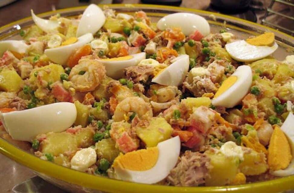 Salada Russa de Atum e Camarão