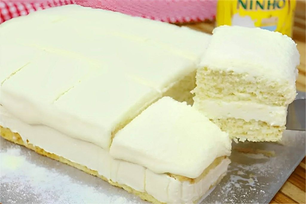 Bolo de Leite Ninho recheado para festas