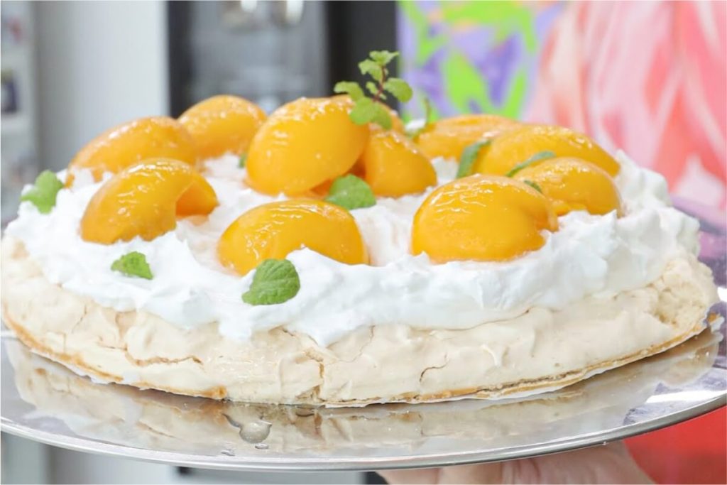 Pavlova de Pêssego