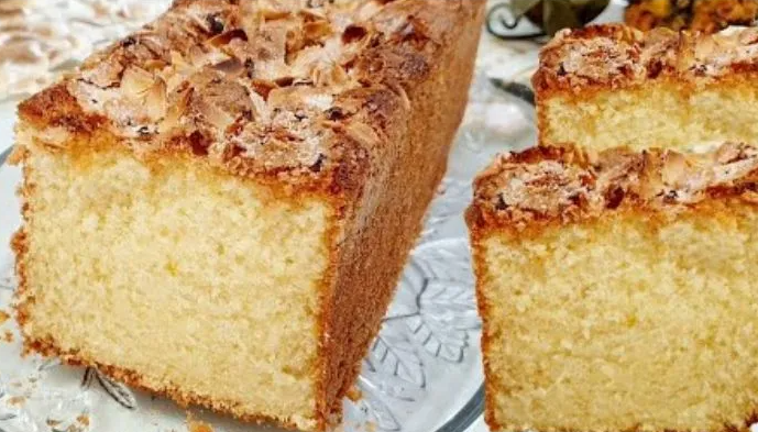 Bolo inglês de laranja com massa fofinha: Receita fácil e deliciosa